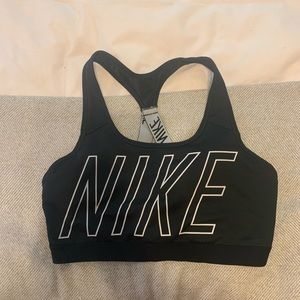 Nike logo high impact sports bra